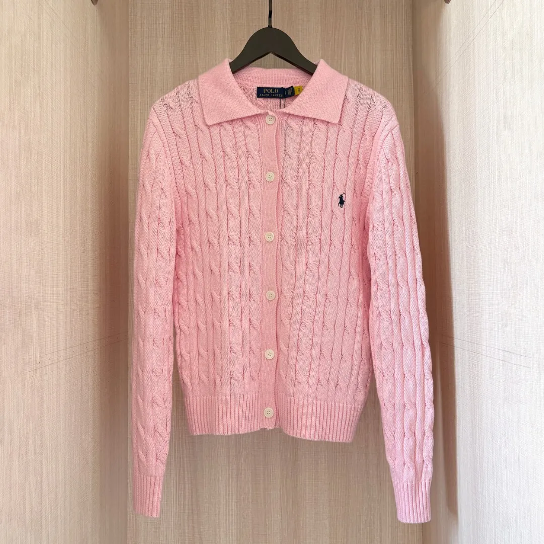 P240 RALPH LAUREN Eleven colors small label embroidered lapel long-sleeved knitted sweater men's and women's couple tops Eleven colors Colors: White Black Navy Blue (Red Label) Navy Blue (White Label) Apricot Gray Pink Red Khaki Blue Dark Red Size: S M L XL Material: Cotton Weight: 680g